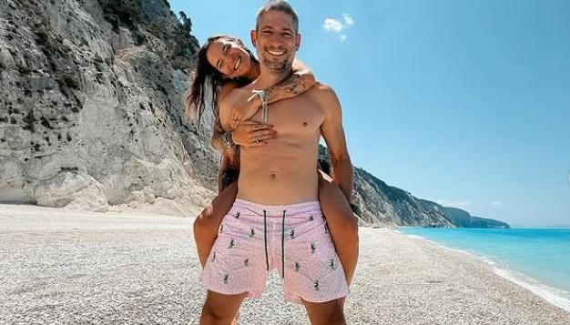 Εριέττα Κούρκουλου: Η φωτογραφία με τον Βύρωνα Βασιλειάδη και τον γιο τους