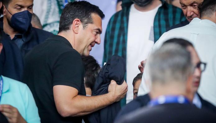 Αλέξης Τσίπρας γήπεδο