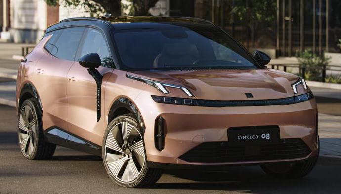 Lynk & Co 08: Πόσο κοστίζει  στην Ελλάδα