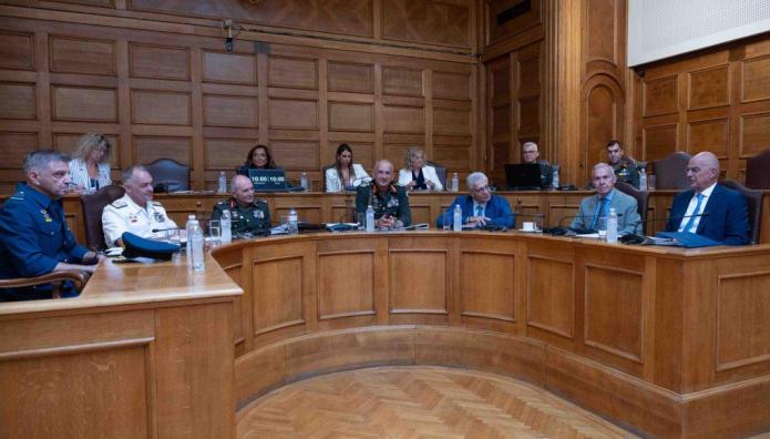 Δένδιας επιτροπή Βουλής