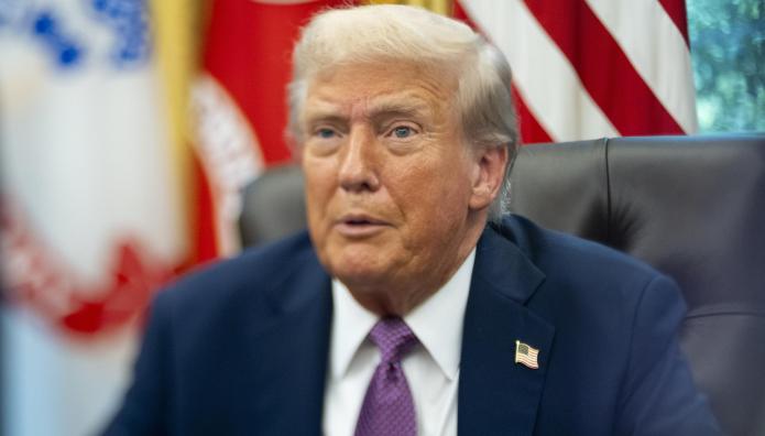 Τραμπ: Aπειλεί Την ΕΕ Με Αντίποινα Μετά Το Πρόστιμο