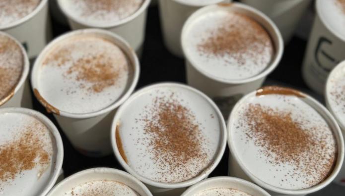 ΔΕΘ 2025: Έμπειροι baristas έφτιαξαν φραπέ ...μπουγάτσα!