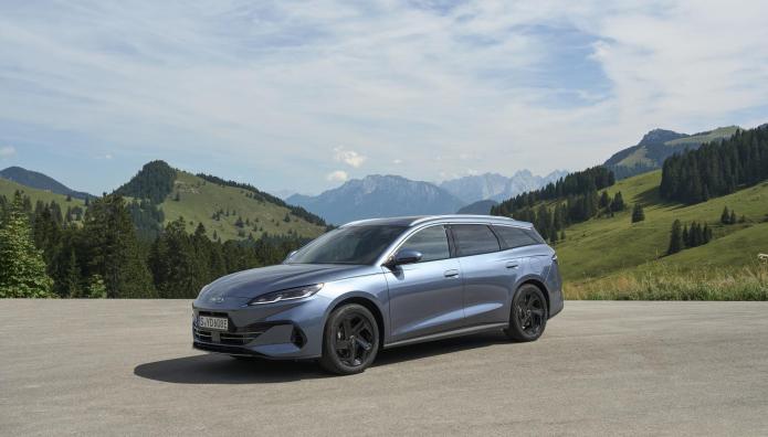 BYD SEAL 6 DM-i TOURING:Ντεμπούτο στην έκθεση αυτοκινήτου στο Μόναχο