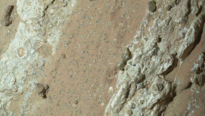 Πλανήτης Άρης σημάδια ζωής σε βράχο