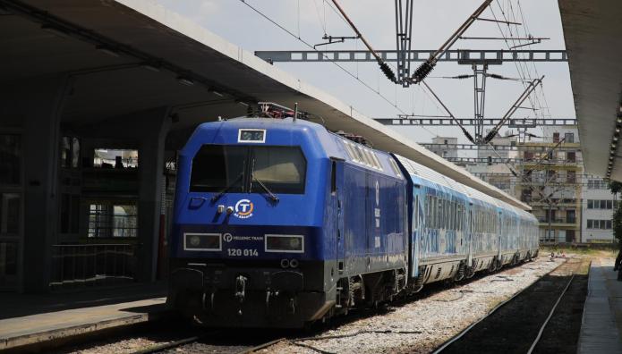 Hellenic Train: Ακινητοποιήθηκε η αμαξοστοιχία 521 στην Τιθορέα λόγω βλάβης
