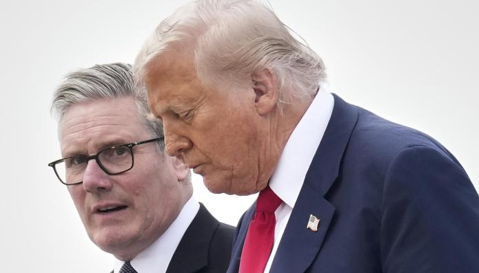 Τραμπ - Στάρμερ