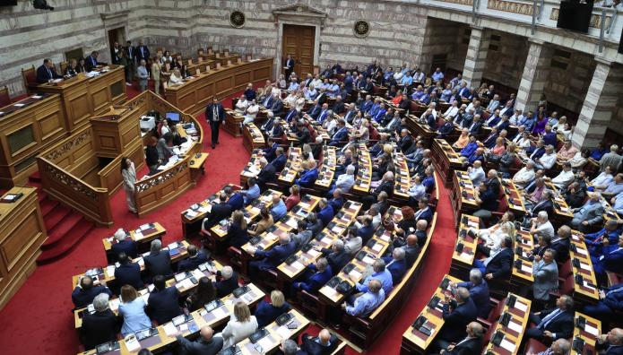 Τα Πόθεν Έσχες Των Πολιτικών Αρχηγών Για Το 2022 & Το 2023