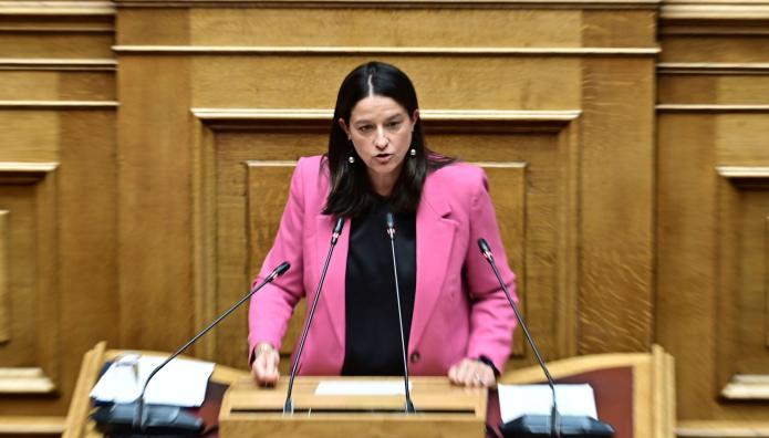 Νίκη Κεραμέως