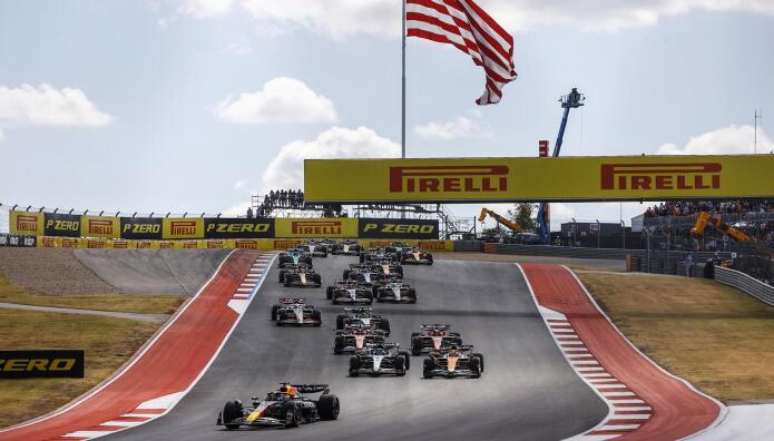 Pirelli: Ροντέο στο Τέξας με κενό στις γόμες