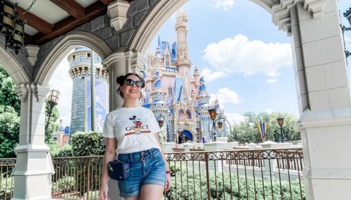 Έγκυος Στον 9ο Μήνα Αυτοκτόνησε Στην Disney World