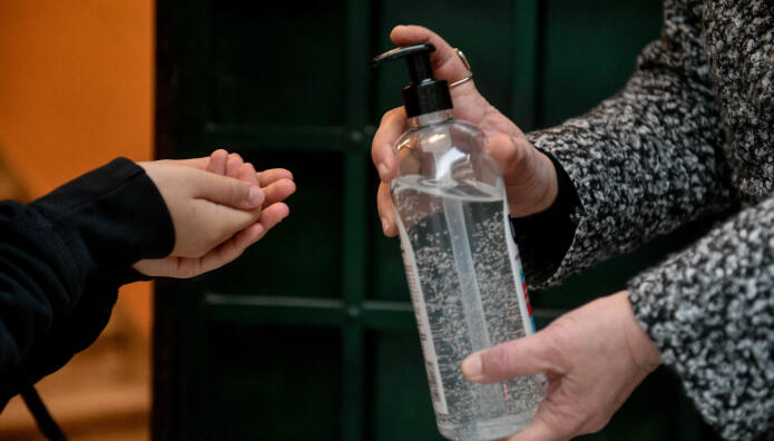 Θα Απαγορευτεί Η Αιθανόλη Στα Αντισηπτικά Λόγω Καρκίνου;