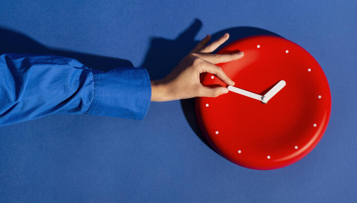 Πώς Η Αλλαγή Της Ώρας Επηρεάζει Το Σώμα Και Το Μυαλό Μας