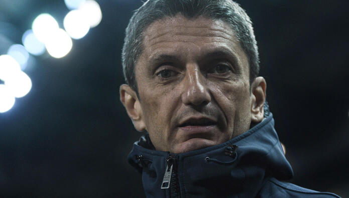 Λουτσέσκου: Η Αναφορά Σε Μύθου Και Μπέρδο