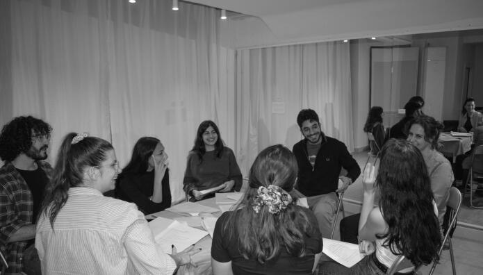 Η Θεατρική Παράσταση «Καλλιόπες» Στο Θέατρο Καλλιρόης