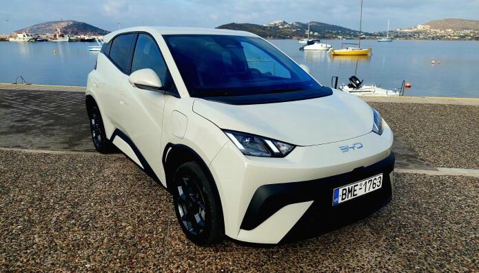 Δοκιμάζουμε το νέο BYD Dolphin Surf Boost με 157 ίππους