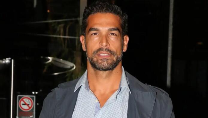 Νίκος Αναδιώτης: Πέθανε Ο Πατέρας Του