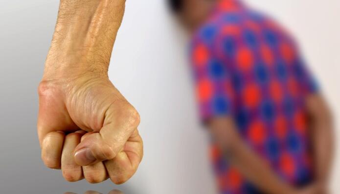 Πάτρα: 17χρονος Ξυλοκόπησε 16χρονο - Νέο Άγριο Επεισόδιο