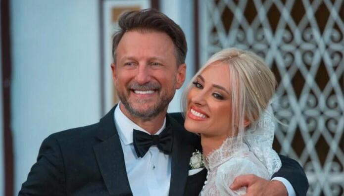 Κώστας Καραφώτης - Κάτια Μάνου