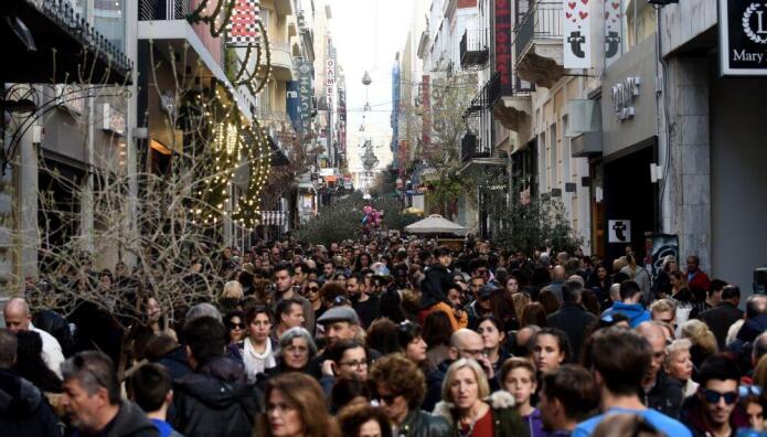 Εορταστικό Ωράριο Καταστημάτων Πειραιάς 2025