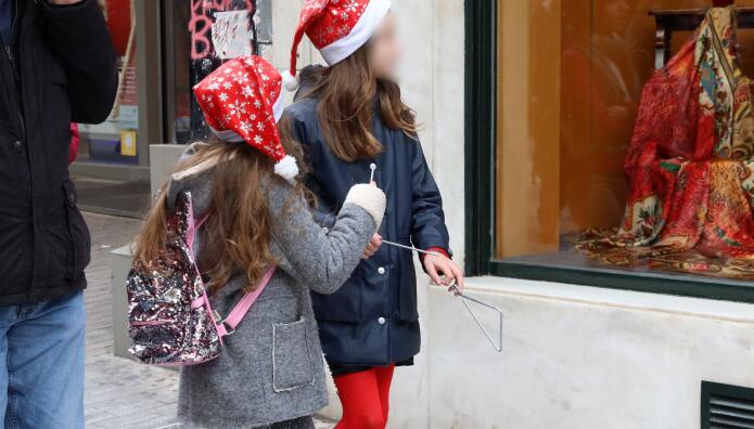 Χριστούγεννα 2025: Πότε κλείνουν τα σχολεία για τις γιορτές & πότε ανοίγουν