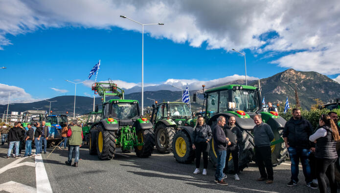 Αγρότες: Αποκλεισμός Του Λιμανιού Της Θεσσαλονίκης Αύριο