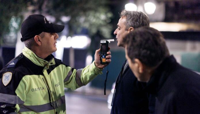 Κυριάκος Μητσοτάκης αλκοτέστ