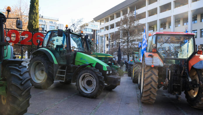 Αλαλούμ με την καταβολή των ενισχύσεων στους αγρότες