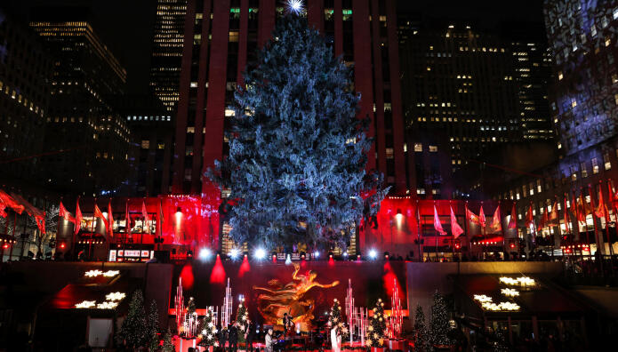 Χριστούγεννα: Ιστορία, Παραδόσεις Και Περίεργα