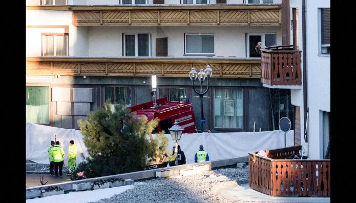 Έκρηξη Ελβετία: Πάνω Από 40 Νεκροί Και 100 Τραυματίες