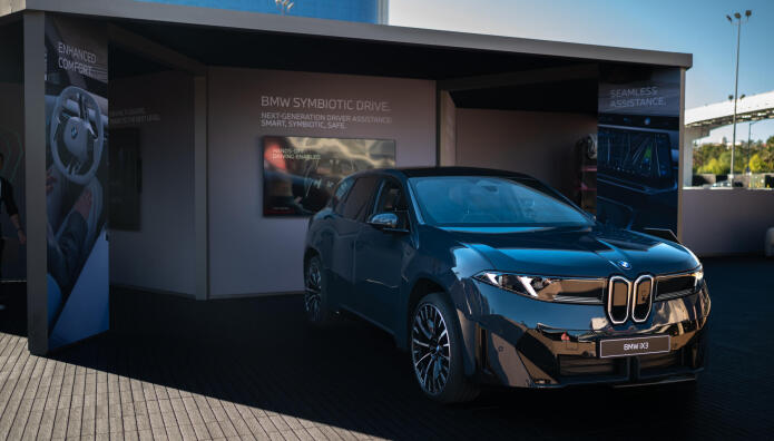 BMW iX3: Θα μιλάτε μαζί της με τεχνητή νοημοσύνη