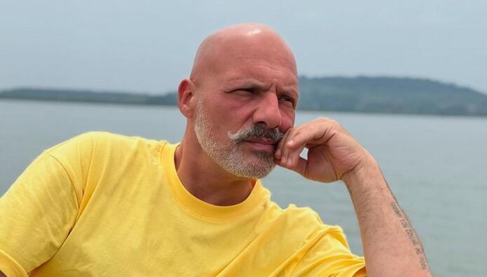 Νίκος Μουτσινάς