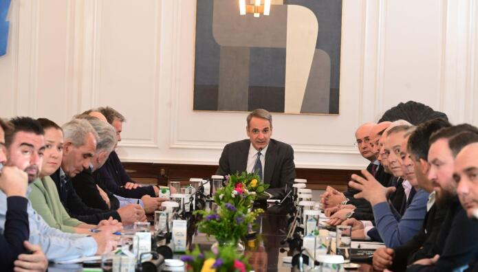 Συνάντηση Κυριάκου Μητσοτάκη με αγρότες
