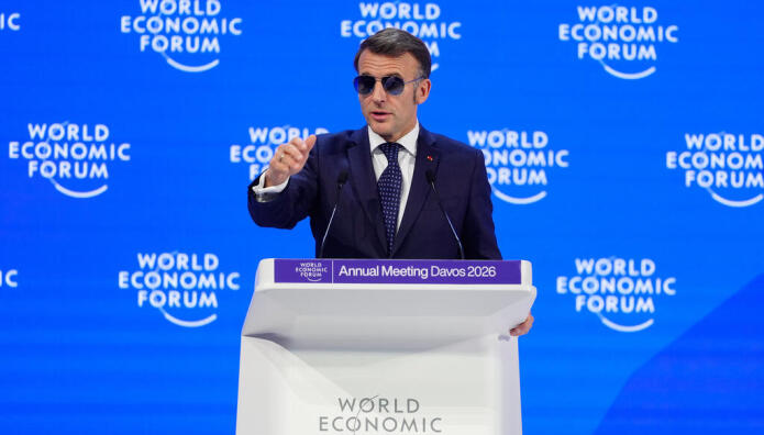 Μακρόν Νταβός