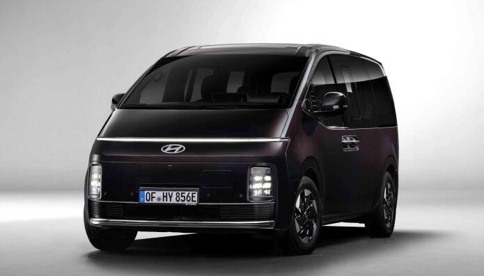 Αυτό είναι το νέο Hyundai STARIA Electric - Πότε έρχεται στην Ελλάδα