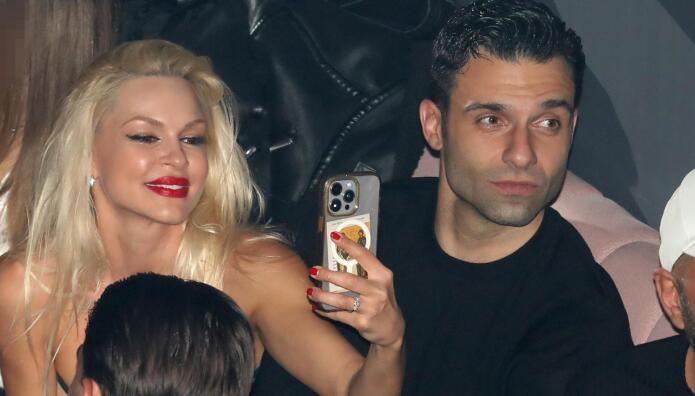 Κάβουρα: Τα σπάνια ονόματα που θα δώσει στην κόρη της