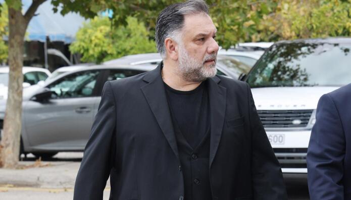 Γρηγόρης Αρναούτογλου