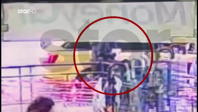 Εξαφάνιση Λόρας Βίντεο: Μπαίνει Σε Ταξί Για Το Αεροδρόμιο