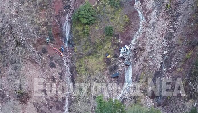 Καρπενήσι: Θρίλερ Με Ακέφαλη Και Γυμνή Σορό Σε Γκρεμό