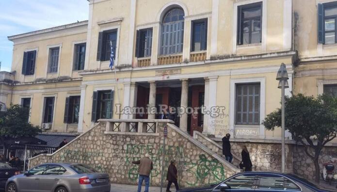 Λαμία: Μητέρα Εγκατέλειψε Το 9,5 Ετών Αυτιστικό Παιδί Της