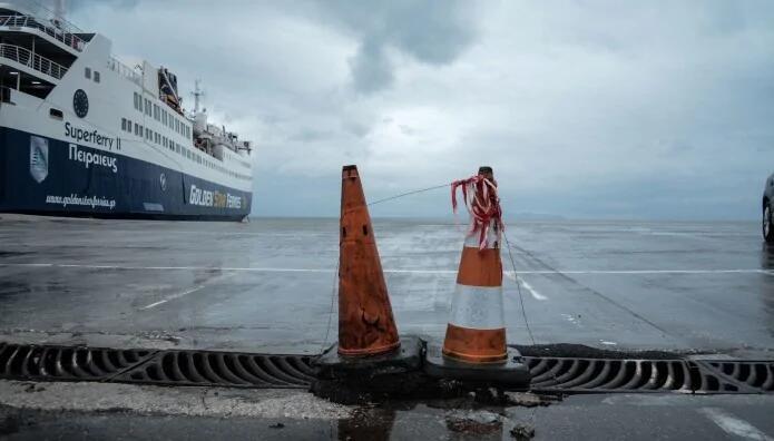Απαγορευτικό Απόπλου: Σε Ποια Λιμάνια Είναι Δεμένα Τα Πλοία