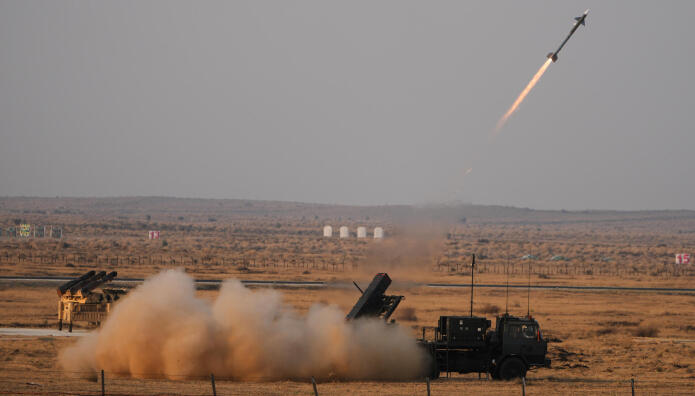 Ιρανικοί Πύραυλοι Εκτοξεύτηκαν Προς Την Κύπρο