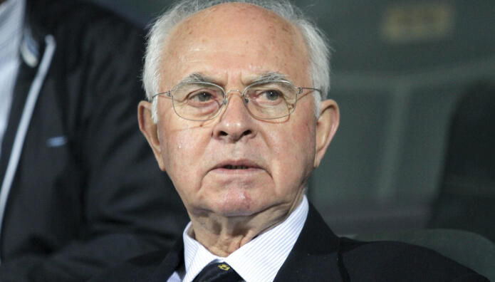 Έφυγε Από Τη Ζωή Ο Βασίλης Δανιήλ