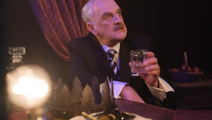 «BARRYMORE: Ο Άνθρωπος Πίσω Από Το Θρύλο» Στο Θέατρο Άνεσις