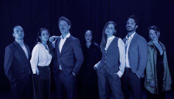 Η «ΣΥΝΑΙΝΕΣΗ» (Consent) Της Νίνα Ρέιν Στο Σύγχρονο Θέατρο