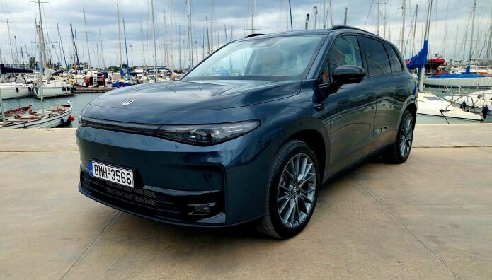 Δοκιμάζουμε το νέο Leapmotor C10 REEV