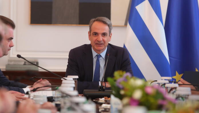 Κατώτατο Μισθό στα 920 Ευρώ Ανακοίνωσε ο Μητσοτάκης