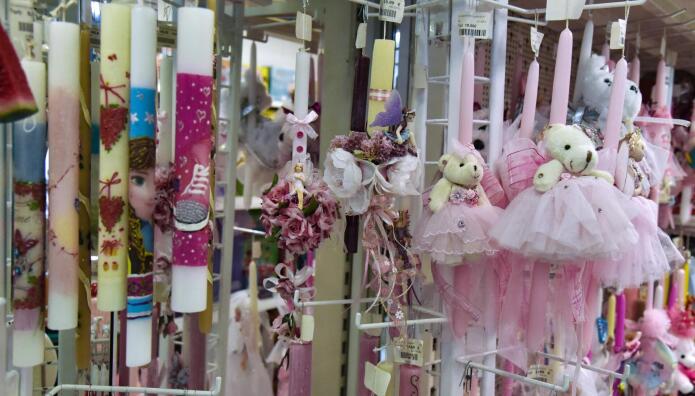 Εορταστικό Ωράριο: Ξεκινά Σήμερα - Ανοιχτά Μαγαζιά Την Κυρια