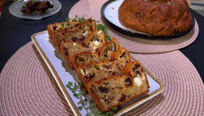 Ένα αλμυρό κέικ με βούτηρο που ...μας φέρνει πιο κοντά