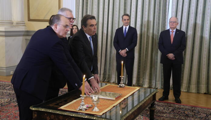 Ορκίστηκαν Σχοινάς, Τουρνάς Και Λαζαρίδης