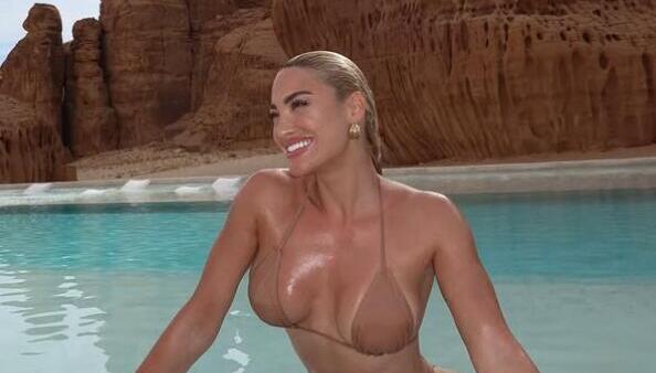 Ιωάννα Τούνη: «Ο κόσμος να σε φάει, δε θα χορτάσει»